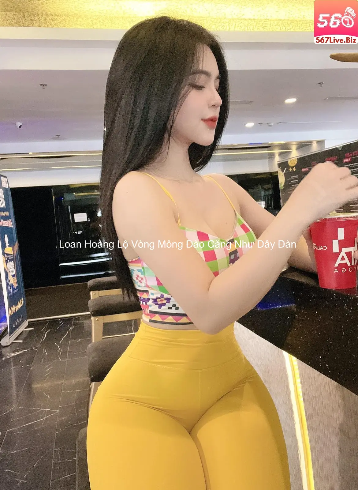 Loan Hoàng Lộ Vòng Mông Đào Căng Như Dây Đàn 7